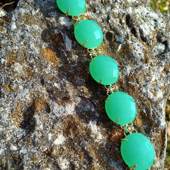 Kendra Scott (retired) chunky faceted Chalcedony Cassie, Preppy Core - Picture 3 of 14